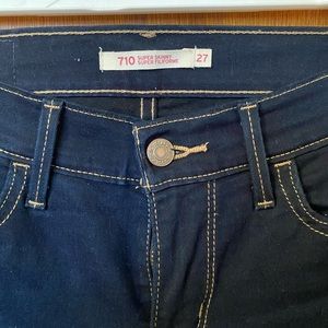 Levis 710 Skinny jeans
